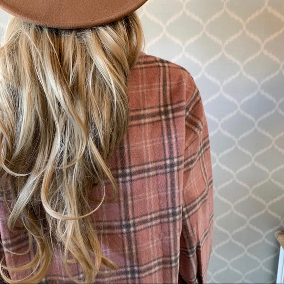 New Plaid Pink Stripe Oversized Flannel Top Shacket Button Front Shirt Top - Picture 6 of 8